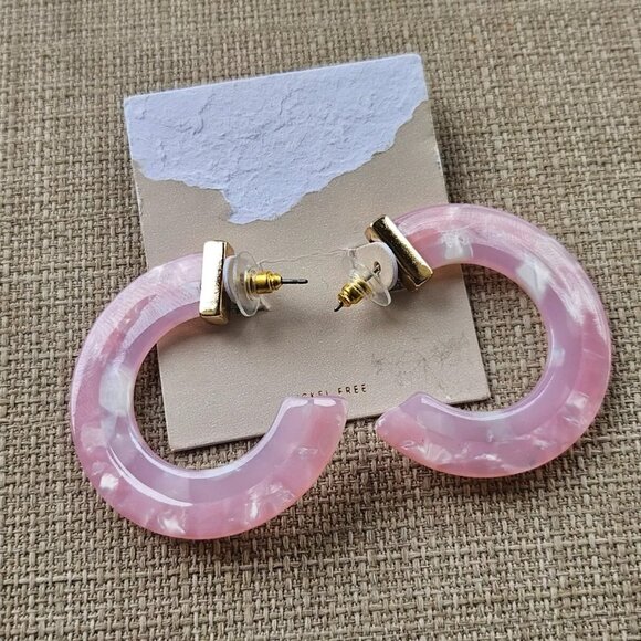 14th & Union Women Earrings Fashion Pink Plastic Hoop Crescent Gold Tone Jewelry - Picture 8 of 11